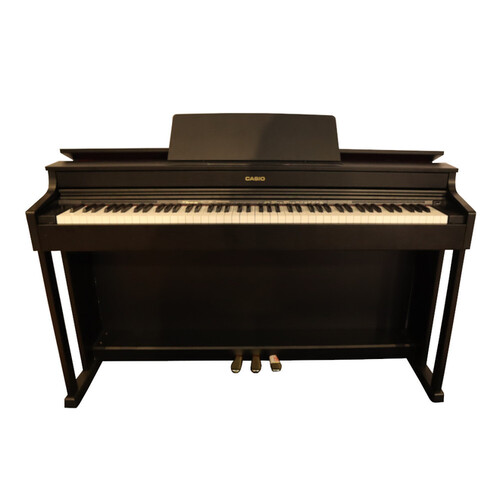 Piano Digital Casio AP-470BK 88 Teclas Sensitivas com Pedal Triplo, Banqueta e Fonte - Preto