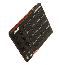 Controlador MIDI USB Akai MPD218 16 Pads