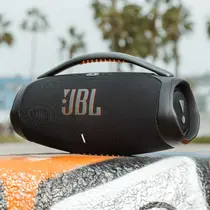 Caixa de Som JBL Boombox 3 Bluetooth Resistência IP67 180W Modo AC 136W Modo Bateria Preto - Bivolt