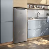Geladeira Electrolux RE21S 213 Litros 1 Porta Cycle Defros Inox