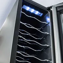 Adega Electrolux ACB12 12 Garrafas Preto