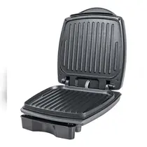 Grill Oster Burguer 2 em 1 OGRL500 1000W Preto